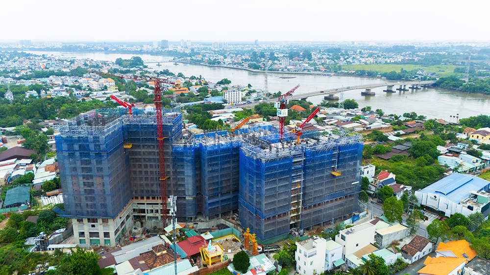 Tiến độ thi công vượt trội của dự án Fresia Riverside - River 1 đã xây dựng đến tầng 16, River 2 và River 3 đang thi công khẩn trương đến tầng 14, khẳng định cam kết của chủ đầu tư